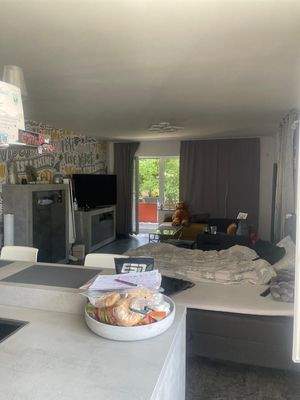 Einlieger-Mietwhg. mit Balkon.jpg