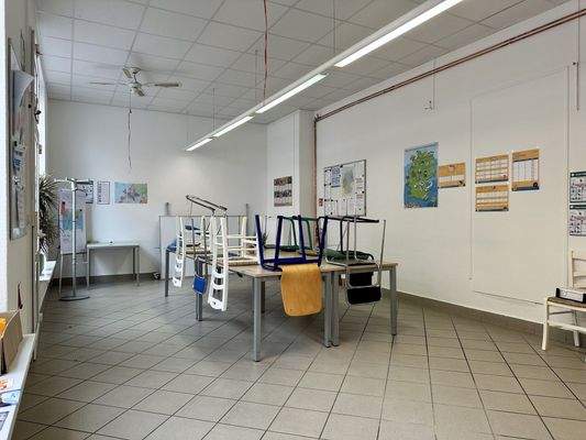 Große helle Fläche