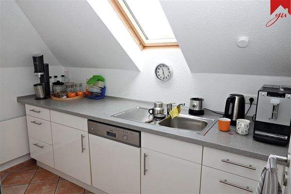 Küche mit Küchenzeile