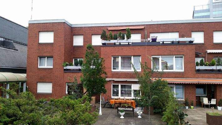 Hausansicht von der Dachterrasse