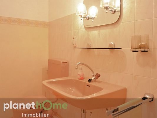 Zimmer 3 und Toilette im OG_2