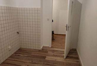 APO 3OGli  Küche.jpg