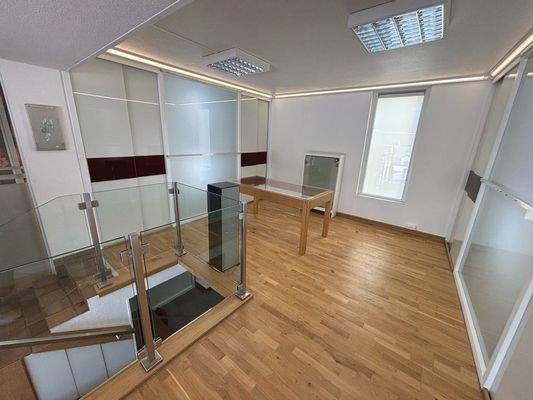 Verkaufsfläche oben