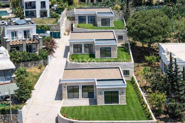 Single-Story Villas near the Beach in Bodrum Kadıkalesi