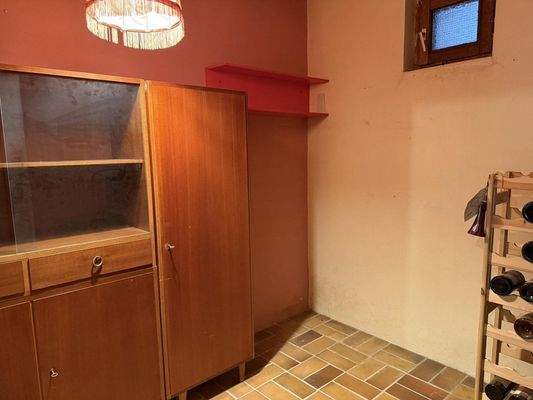 Weinkeller /Abstellraum