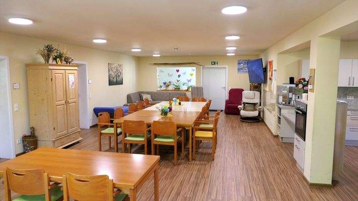 3 Aufenthaltsraum.JPG