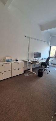Büro 3-2.jpg