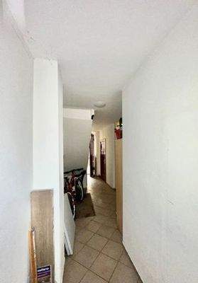 makellos SH HWI Flur im EG