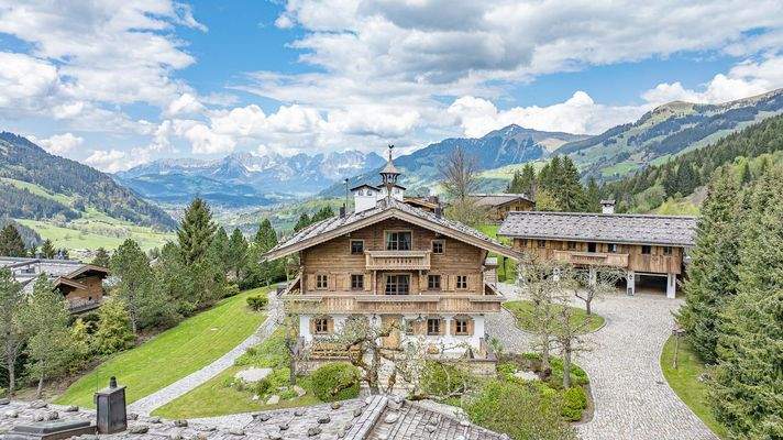 KITZIMMO-Einzigartiges Luxus-Anwesen in Toplage kaufen - Immobilien Kitzbühel.