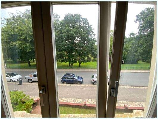 OG Blick zum Schlosspark