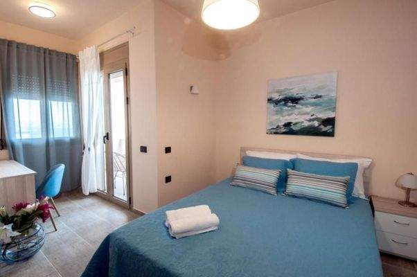 Kreta, Ammoudara bei Agios Nikolaos: Hochexklusive fünf-Schlafzimmer-Villa mit traumhafter Aussicht