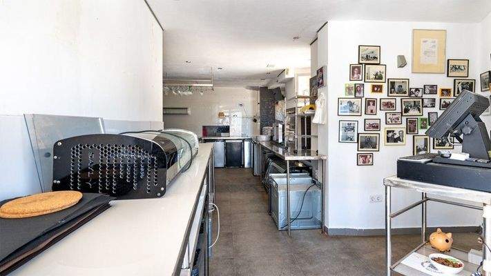 Geschäftslokal mit Meerblick zum Verkauf in La Mola, Puerto Andratx, Mallorca 