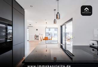 Wohnzimmer mit Essbereich