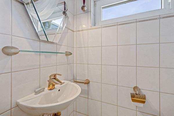 Gäste- WC Erdgeschoss