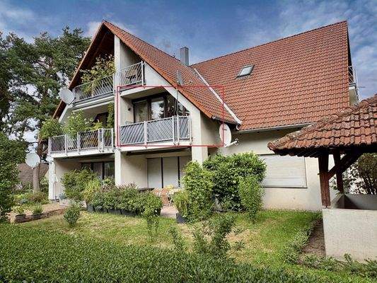 Blick aufs Haus vom Garten_Markierung Whg.