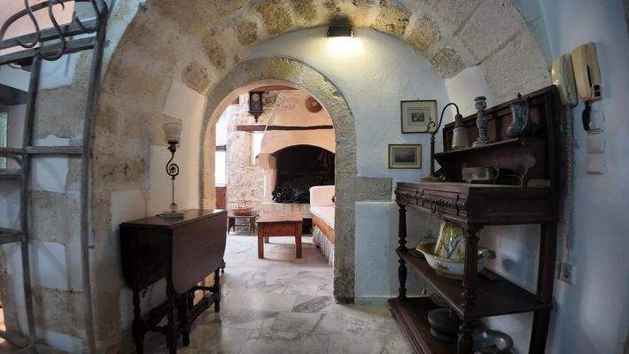 Kreta, Rethymno: Einzigartig gestaltetes Einfamilienhaus zum Verkauf in der Altstadt