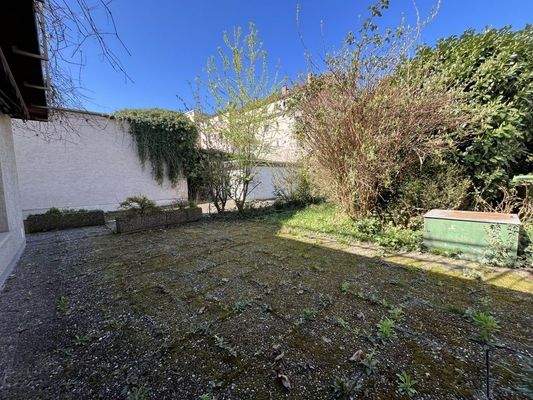 Haus-Gießen-Marburger-Straße-30-50120-001-WE01-Ter