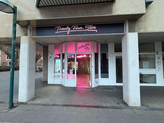 8a576e4b-d2e3-41ac-91c6-11bc4352f256