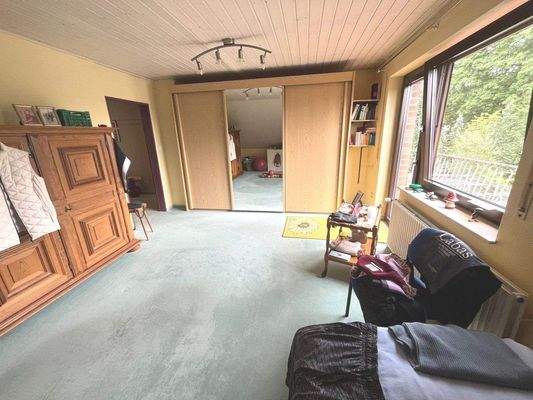 OG Kinderzimmer mit Balkon