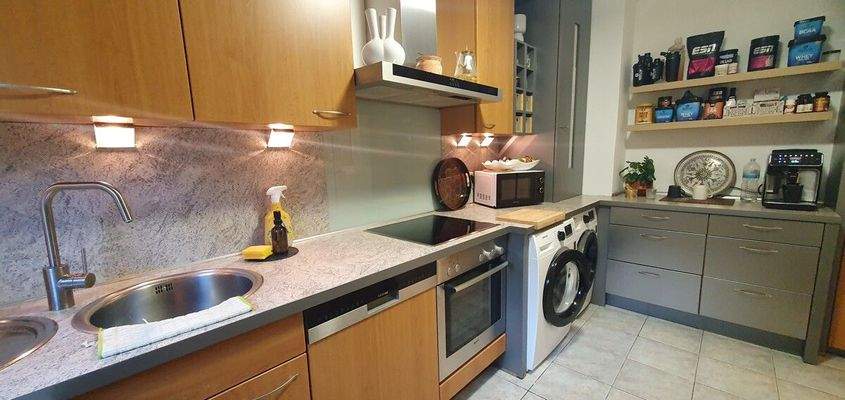 Ei-%%%%%%%%%%%%nbauküche 