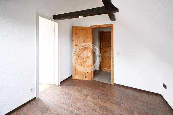 Ein weiteres Zimmer im Dachgeschoss