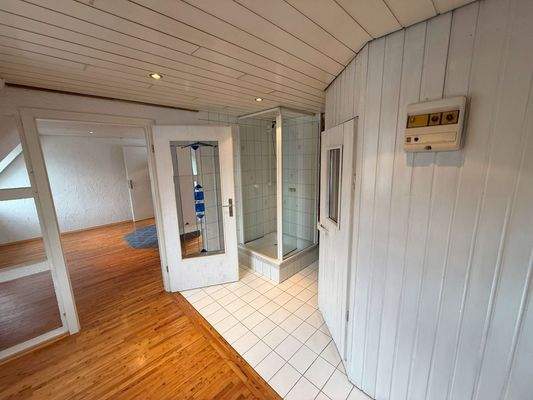 Dusche und Sauna Dachgeschoss