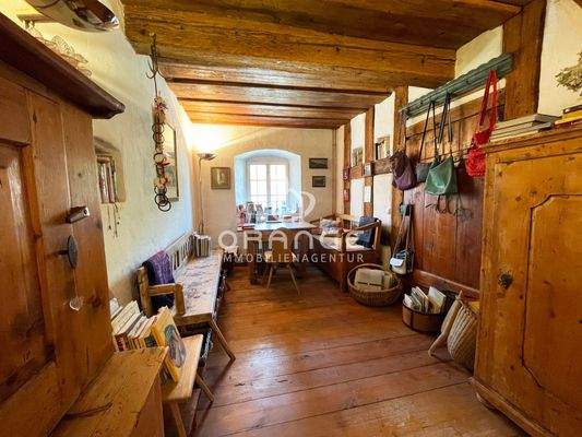 Hier vielleicht Ihr Homeoffice?