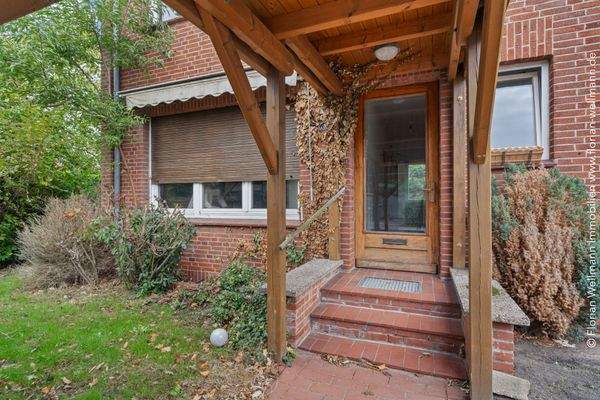 Überdachter Hauseingang 