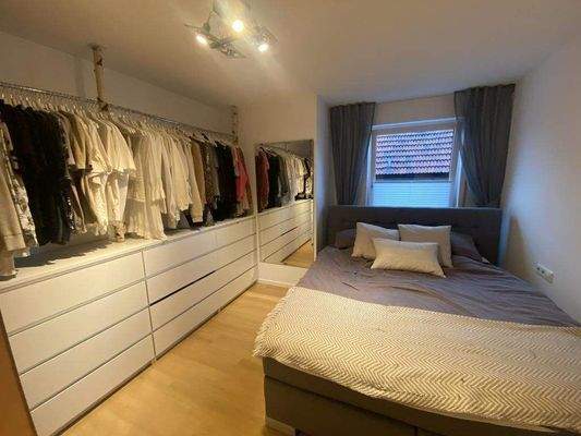 Schlaf-/Kinderzimmer