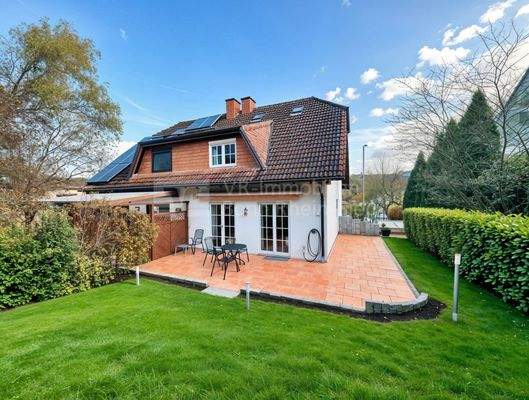 4894  - (KI bearbeitet)