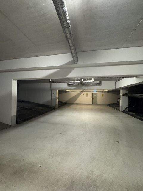 Schwabach Garage, Schwabach Stellplatz