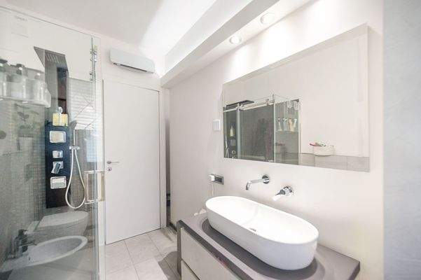 Tecnocasa Bardolino 0012.JPG