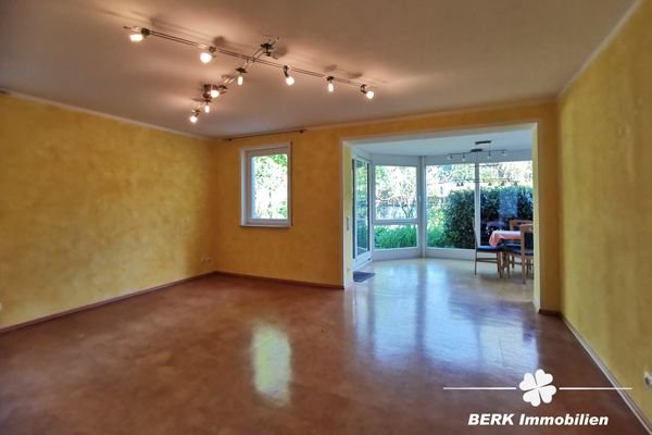 BERK Immobilien - EG - Wohnzimmer u. Wintergarten