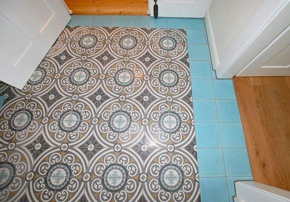 3_ Fliesendesign Flur