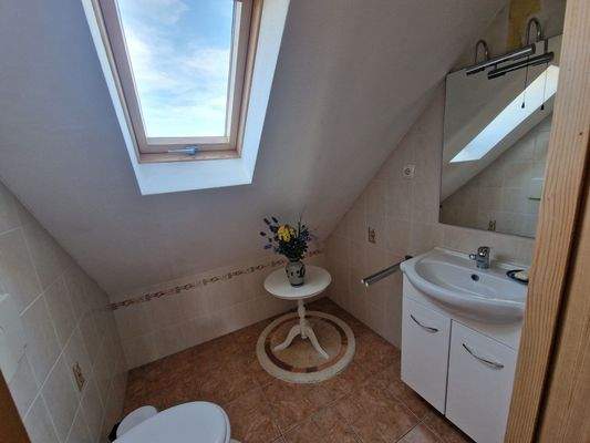 Dachgeschoss Gäste-WC