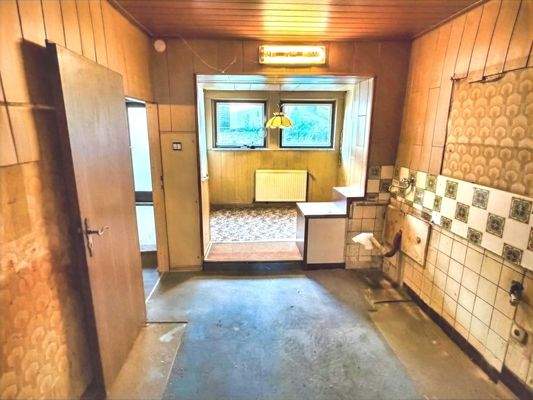 Küche mit Essbereich 1. OG