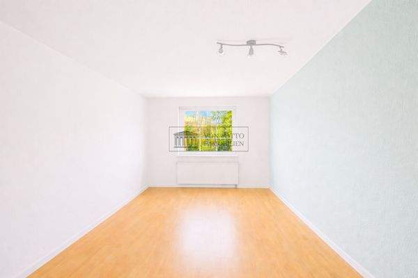 Schlafzimmer mit Blick ins Grüne