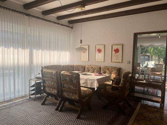 EG - Esszimmer mit Terassenzugang.jpg