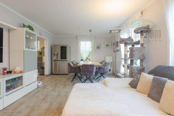 Wohn- und Essbereich (EG)