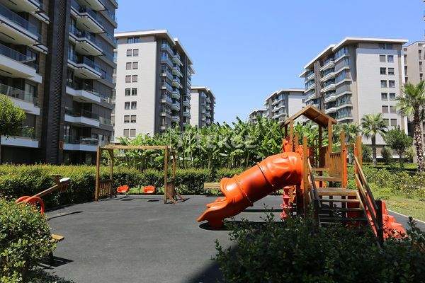 Furnished Apartment in a Complex with a Pool in Konyaaltı Antalya