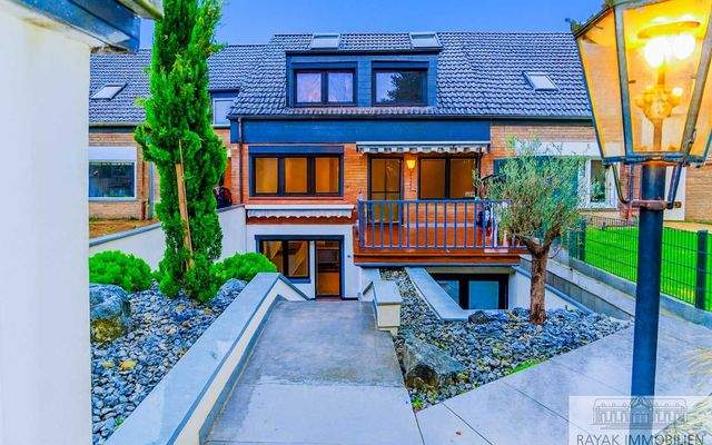 Garten und Hausansicht hinten