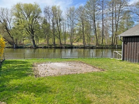 Havel mit Grillplatz.jpg