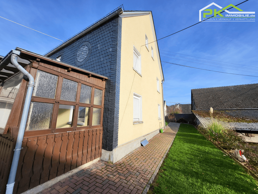 Blick auf rechte Haushälfte