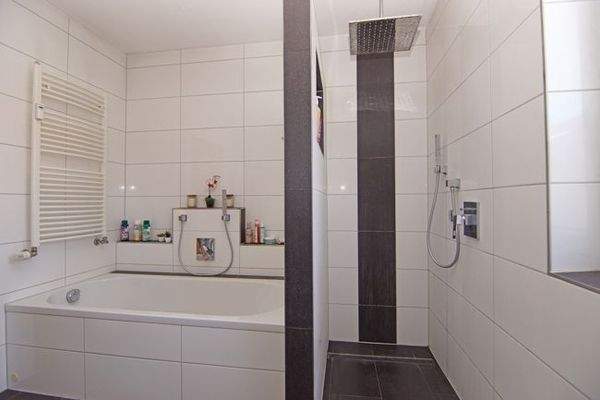 Badewanne-Dusche-OG