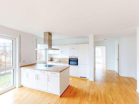 Moderne Einbauküche gegen Abschlag