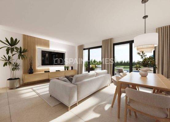 Houses with Private Pools in Hacienda del Alamo Golf & Resort, Murcia