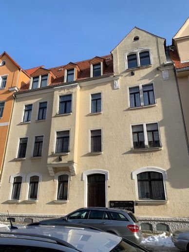 2 - Raum - Wohnung mit kleinem Balkon