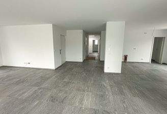 Wohnzimmer - Küche - Flur - WE 10