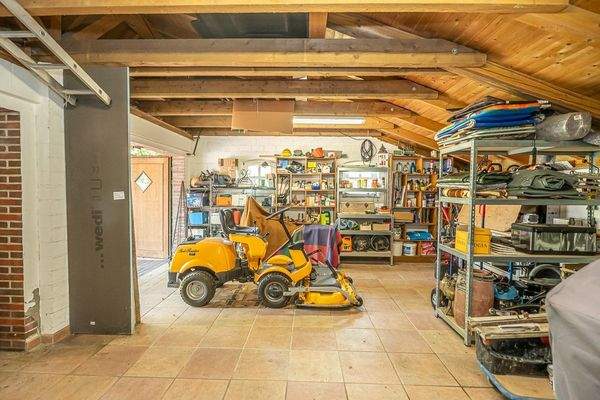 Doppelgarage/Doppelcarport massiv