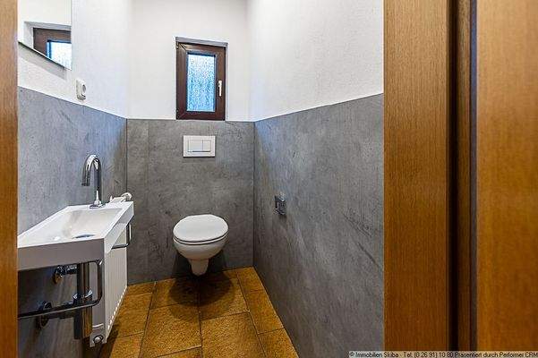 Gäste-WC Erdgeschoss